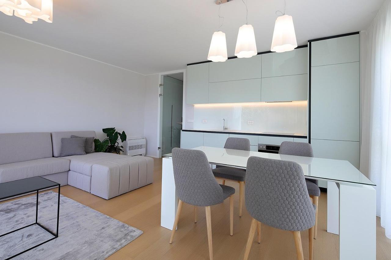 New Apartment With Swimming Pool Near The Beach Ičići Exterior foto
